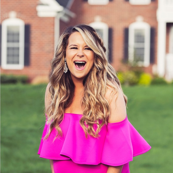 Fuscia Off the Shoulder Maternity Gown - Picture 2 of 3